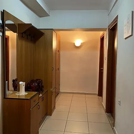 Entire Apartment, In The Center Lejlighed *