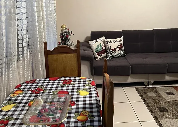 아파트 Entire Apartment, In The Center *