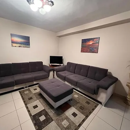 Appartamento Entire Apartment, In The Center