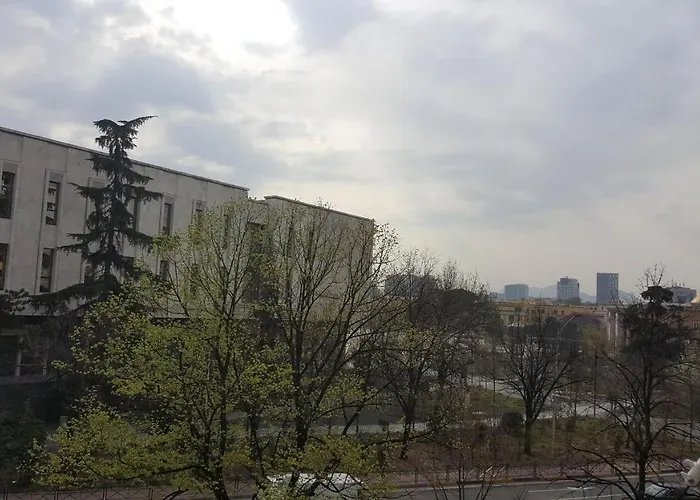 Entire Apartment, In The Center アパート